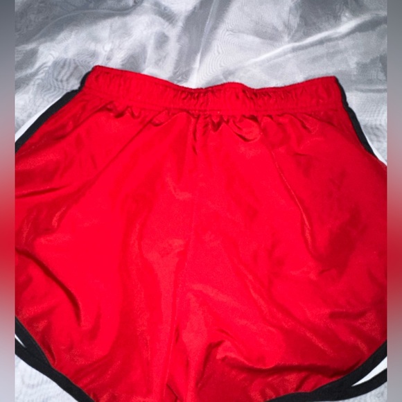 Nike tempo shorts - Picture 2 of 4